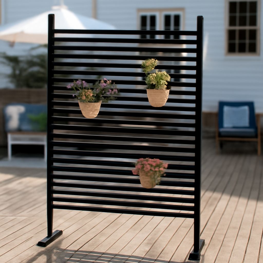 Balcony privacy screen and outdoor dividers